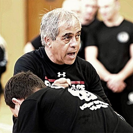 Portrait de Moshe Galisko, expert Kapap.